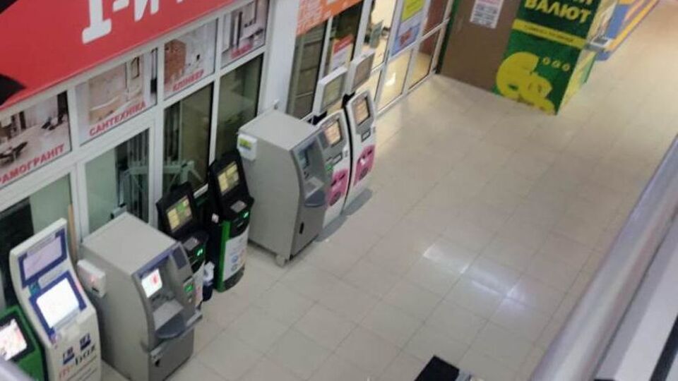 Анонимное сообщение о минировании ТРЦ поступило в полицию в 17.35