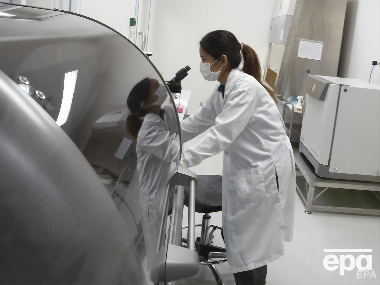 Эксперты полагают, что коронавирус будет представлять угрозу до изобретения вакцины