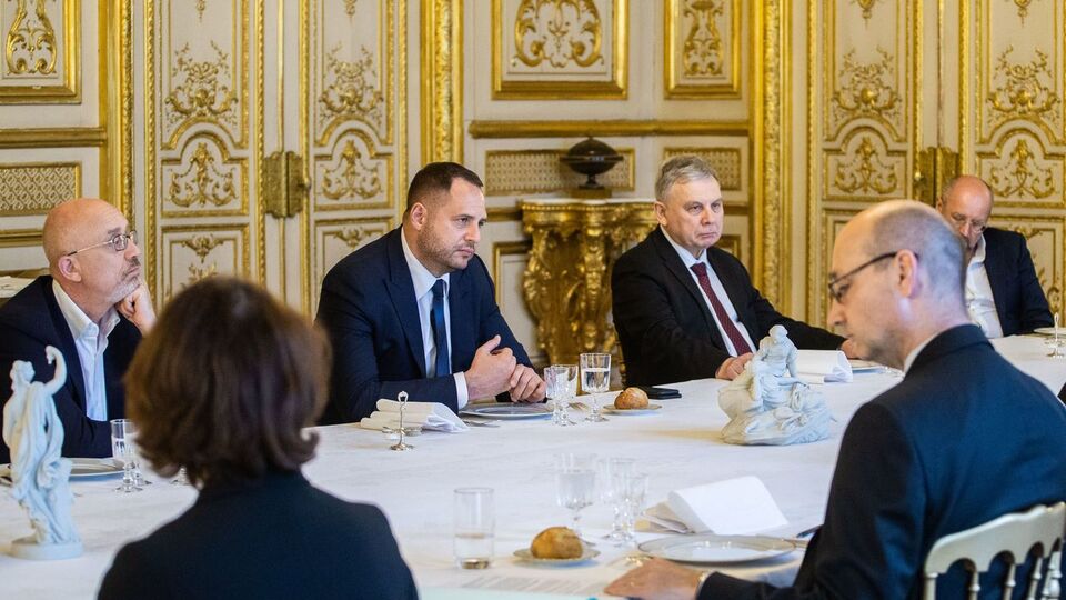 Резніков і Єрмак вирушили на переговори до Берліна