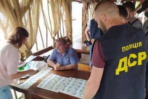 Ранее гражданин "продал" одну должность в правительстве Украины за $150 тыс