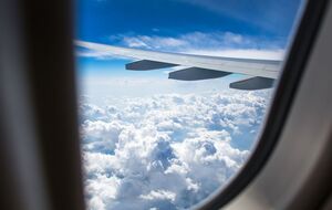 Польша с 1 июля возобновила воздушное сообщение с Украиной