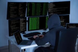 Хакери розсилали листи, інфіковані вірусом типу "троян"