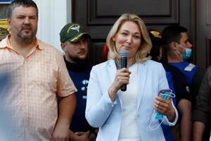 "Европейская солидарность" требует, чтобы Мотовиловец принес извинения Ионовой (на фото)