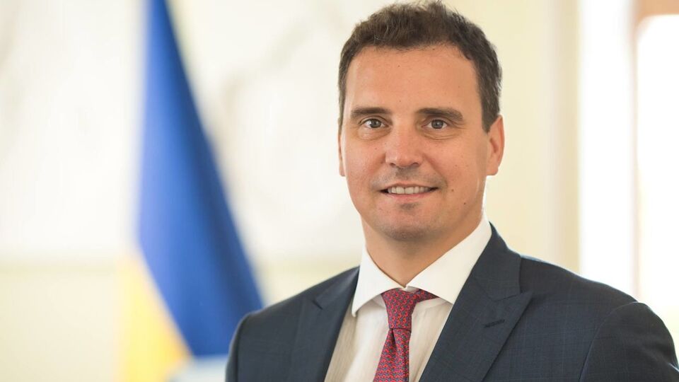 Айварас Абромавичус і його команда залишаться працювати в концерні