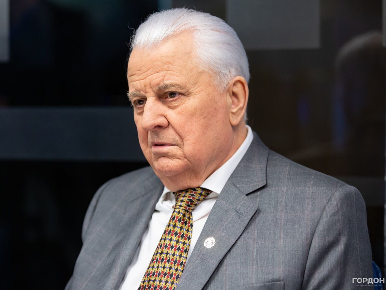 Кравчук офіційно очолив українську делегацію на переговорах у Мінську