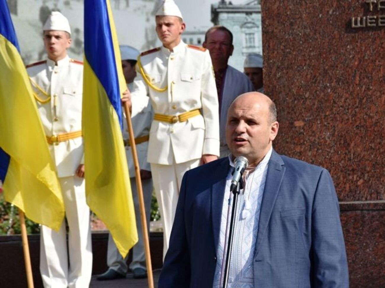 Мунтян возглавляет Черновицкий облсовет с декабря 2015 года
