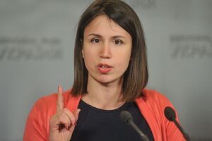 Два провадження стосовно Чорновол об'єднали