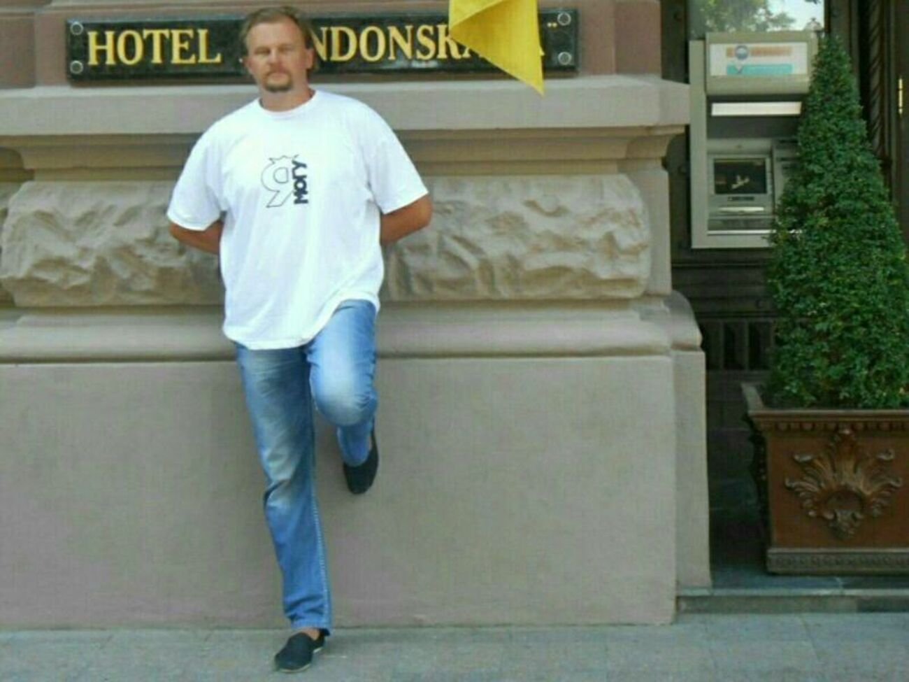 Кривош протягом 12 годин утримував людей в автобусі