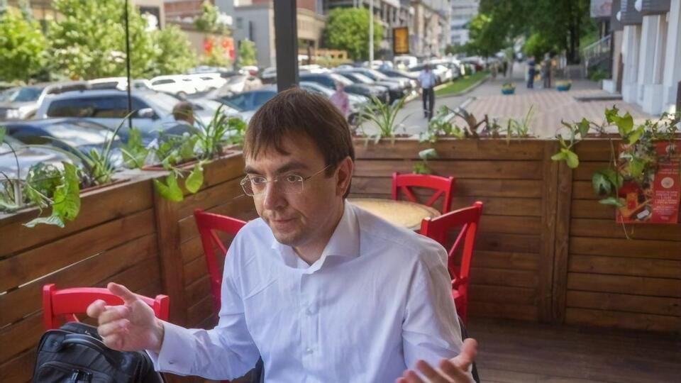 Омелян: Люди, с которыми я общаюсь, говорят, что сейчас на Банковой просто кошмар. Продается все за копейки