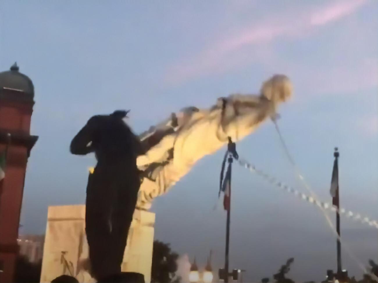 Так протестующие отпраздновали День независимости США