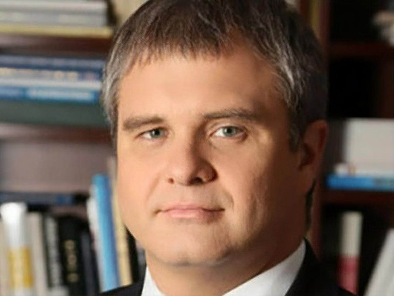 42-летний Путин стал главой партии