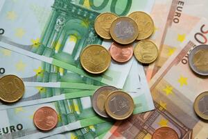 НБУ встановив курс на 6 липня