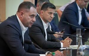 Владимир Зеленский: Услышал от нового директора, что улучшилась ситуация с возвращением кадров. Хотелось бы верить, что так будет и дальше