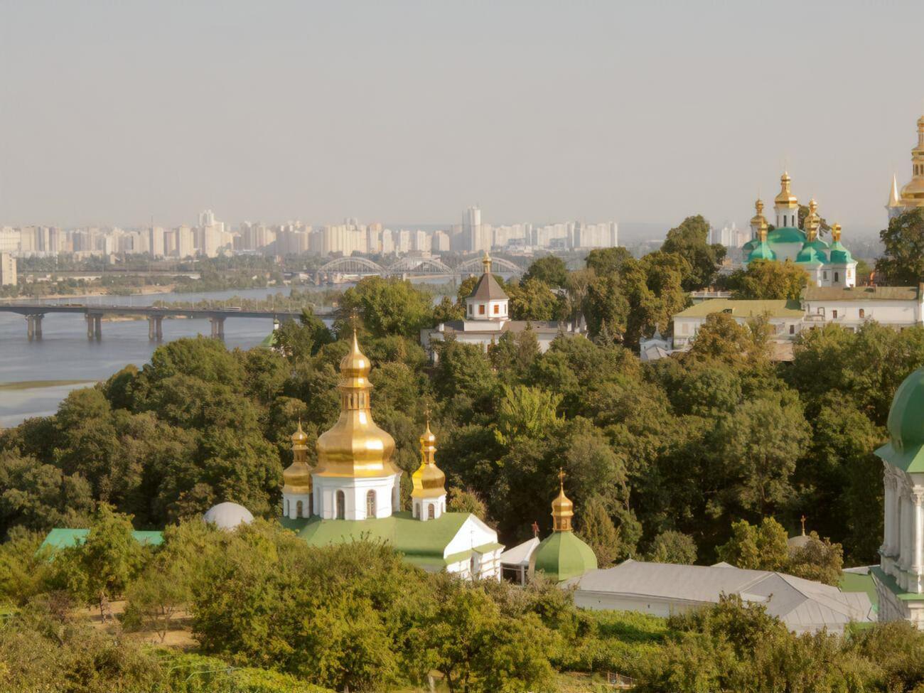 Станом на ранок 6 липня в Києві зареєстровано 5602 підтверджені випадки захворювання на COVID-19