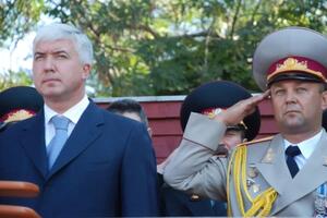 Саламатин (слева) возглавлял "Укоборонпром" с 2012-го по 2014 год