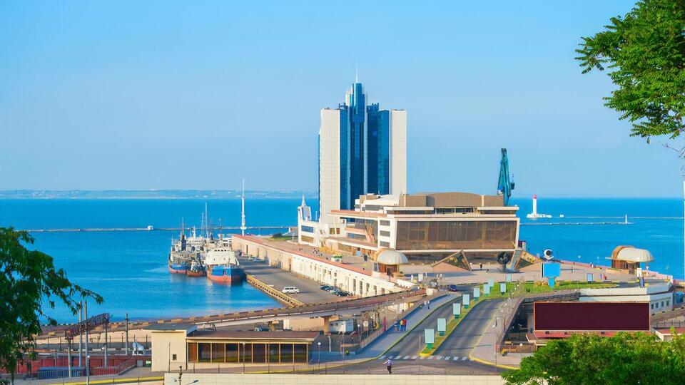 Через виявлену кишкову паличку пляжі для відвідувачів закривати не будуть