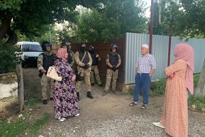 В обшуках беруть участь співробітники центру "Е", ФСБ РФ, "Беркута" і ОМОН