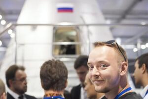 Сафронов працює в "Роскосмосі" з травня 2020 року