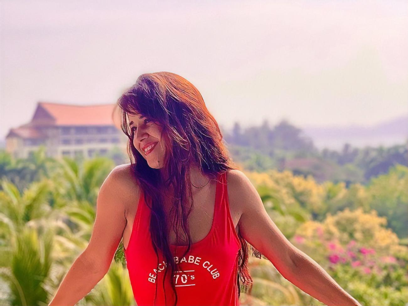 В июне жена&nbsp;&nbsp;Dzidzio презентовала свой первый клип