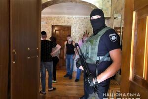 В организации "реабилитационных центров" правоохранители подозревают группу мужчин – выходцев из восточных областей
