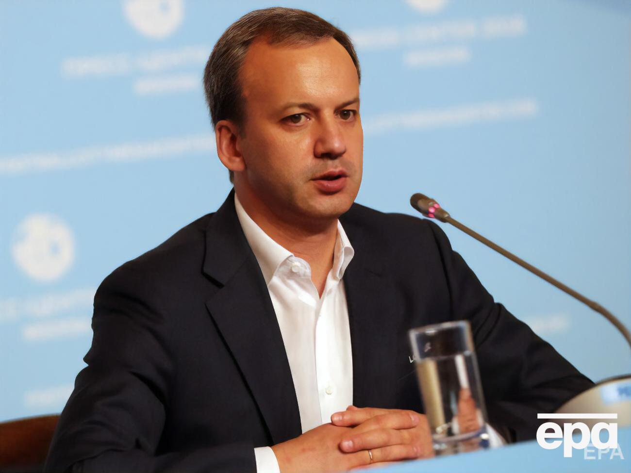 Дворкович полагает, что крупные российские компании к концу лета начнут увеличивать производство, а малый бизнес рухнет