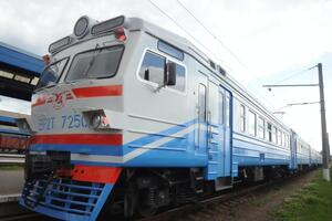С 1 июня в Украине возобновилось железнодорожное сообщение