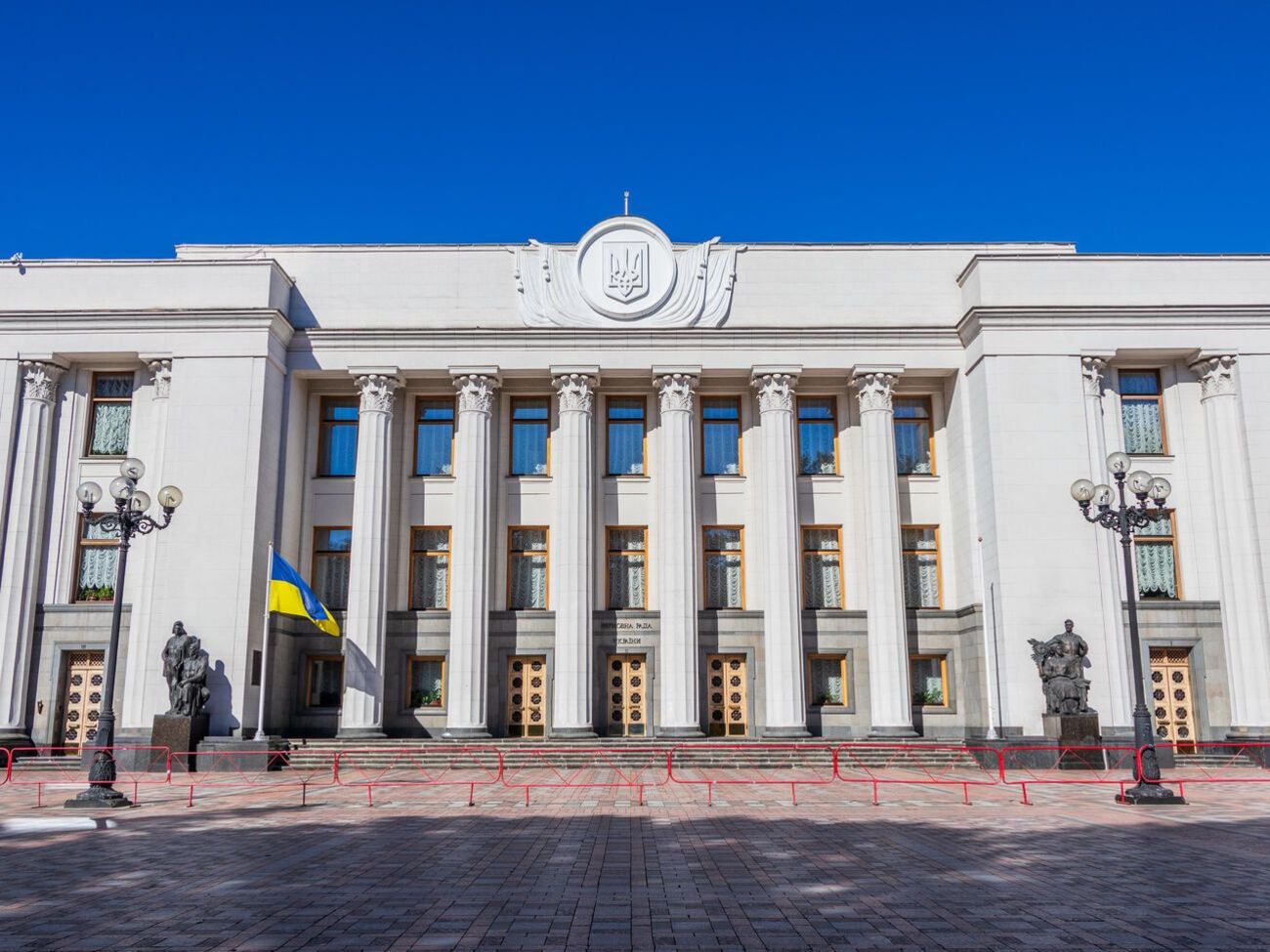 39,1% українців виступають за дострокове переобрання парламенту