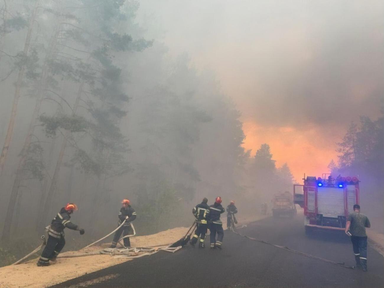 Пожар начался в Новоайдарском районе