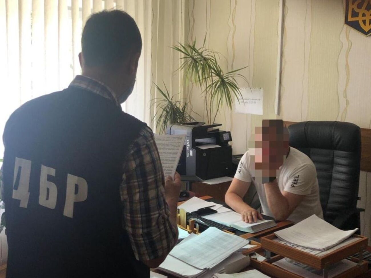 Бывшего пограничника подозревают в совершении преступления, предусмотренного&nbsp;ч. 2 ст. 332 Уголовного кодекса Украины