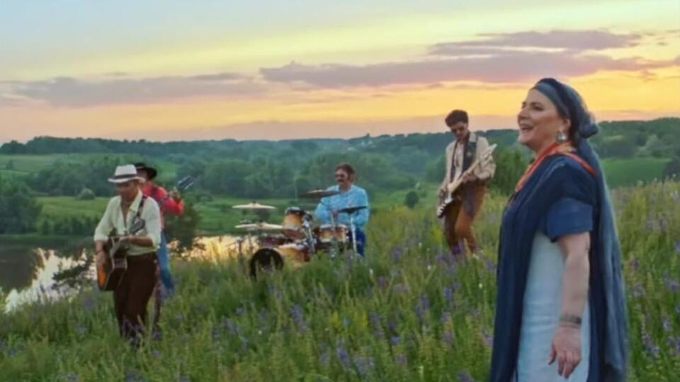 Скрипка: Ми вирішили разом зробити власне аранжування пісні