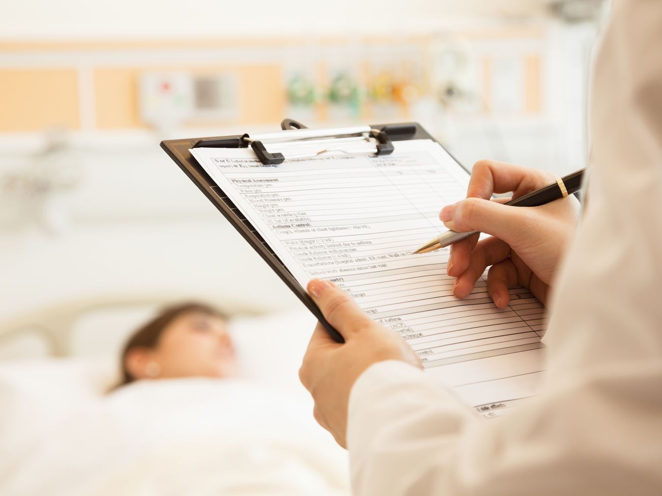 На Закарпатье остаются превышенными допустимые нормы загруженности больниц