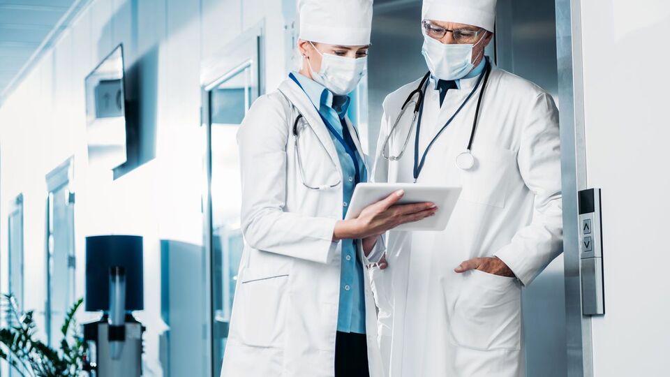 По состоянию на 8 июля в Украине COVID-19 инфицированы 7092 медика