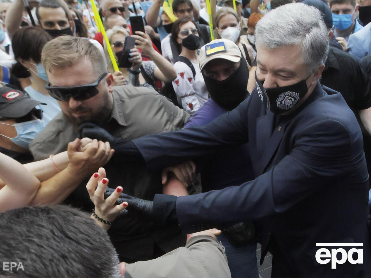 Порошенко назвал решение суда победой