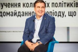 Саакашвили занимал пост президента Грузии два срока подряд в 2004–2013 годах