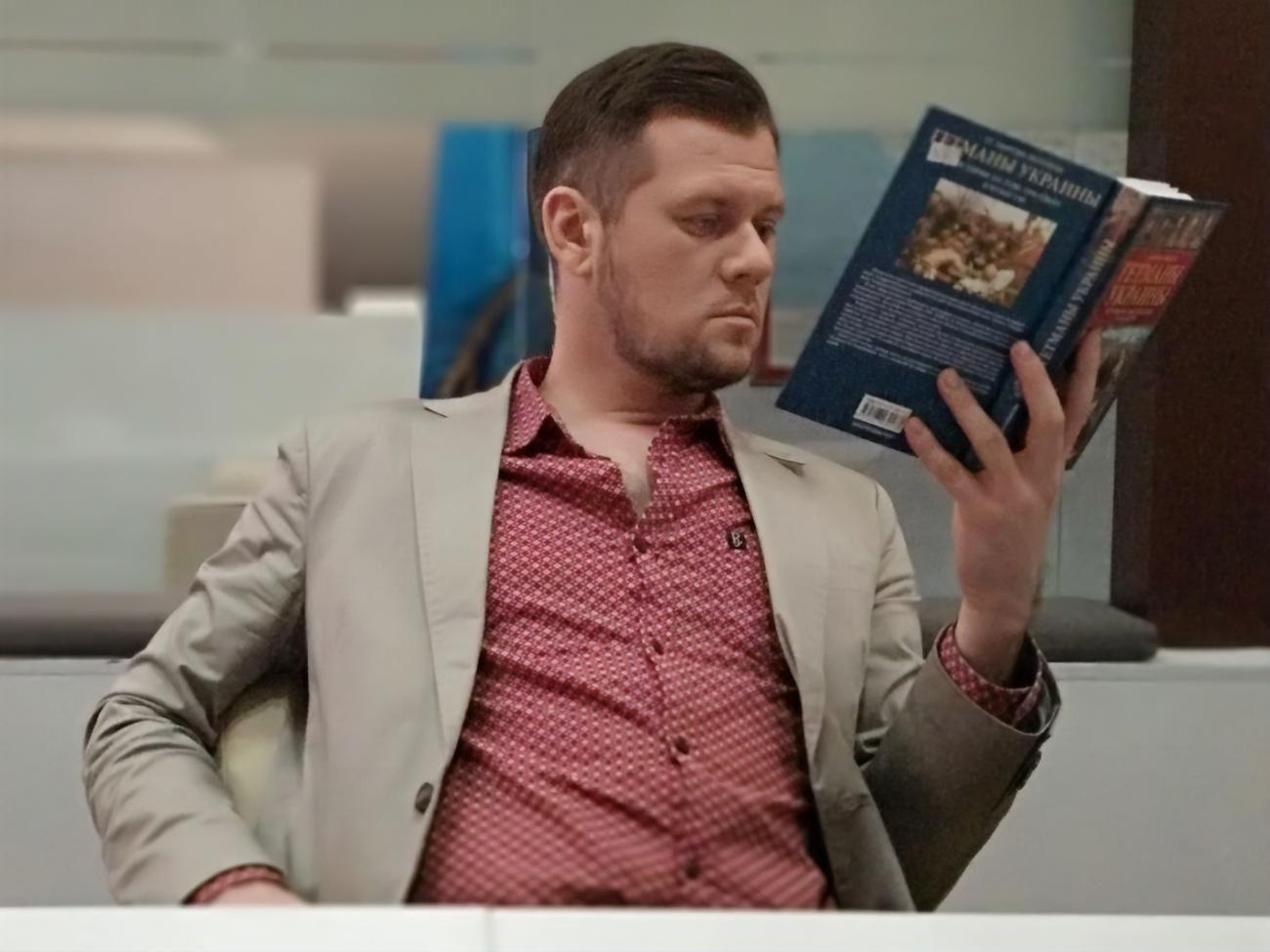 Казанский участвует в переговорах ТКГ с начала июня