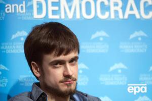 Верзилов проходит по делу о двойном гражданстве