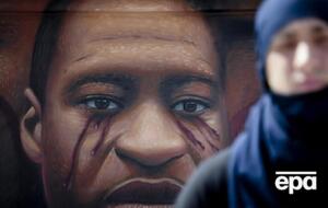 Флойд после смерти стал символом борьбы против ущемления расовых меньшинств и произвола полиции