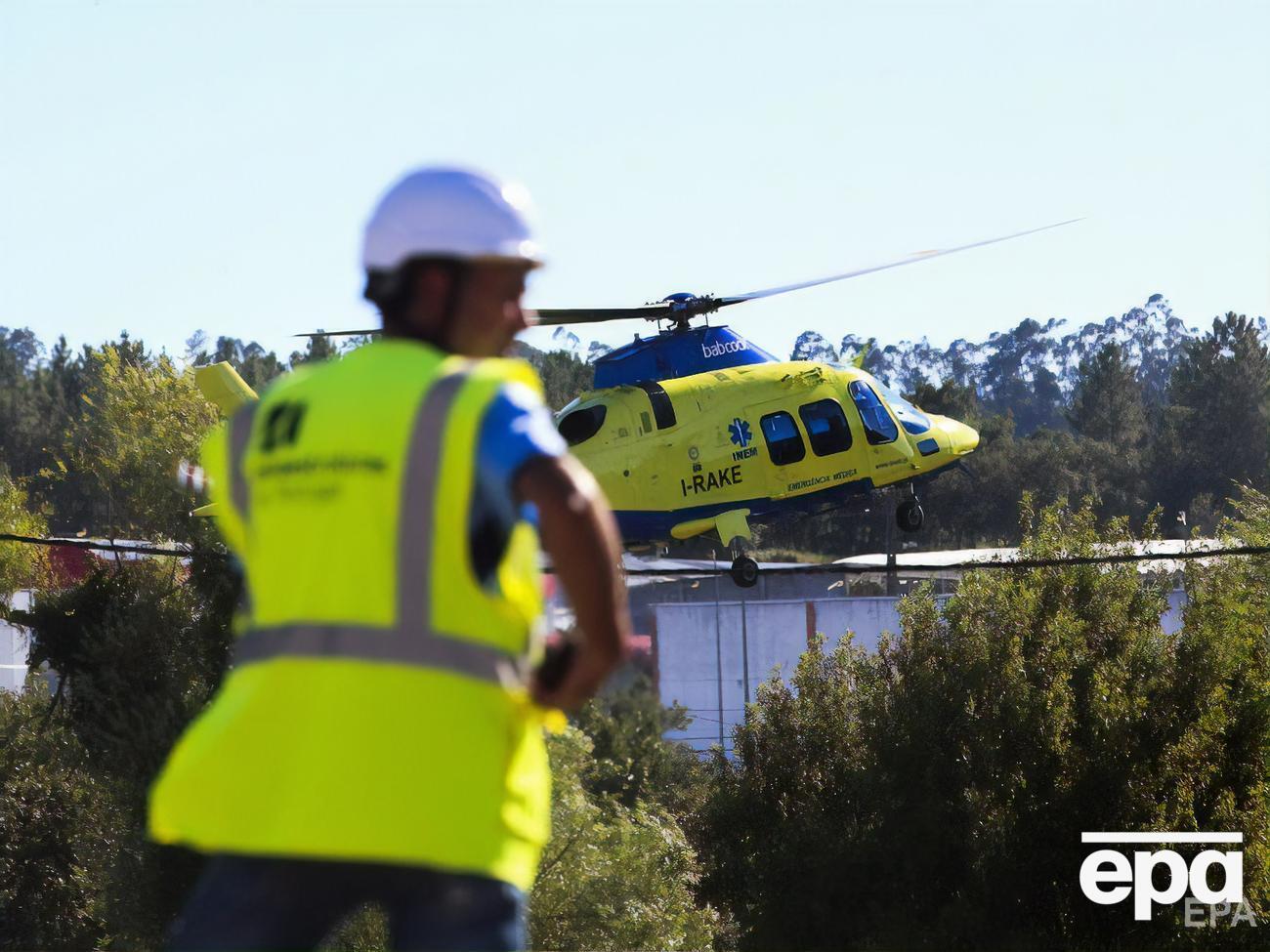В Португалии потерпел крушение пассажирский поезд. Фоторепортаж