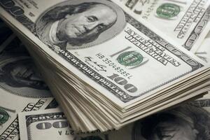 12 июня Украина получила $2,1 млрд первого транша кредита МВФ