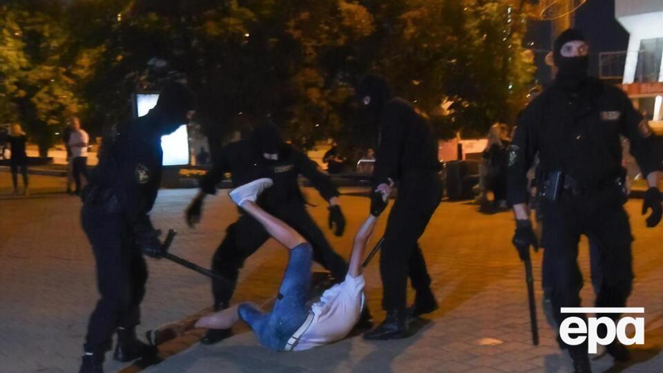 Выборы президента в Беларуси нельзя считать демократическими, заявили Литва и Германия
