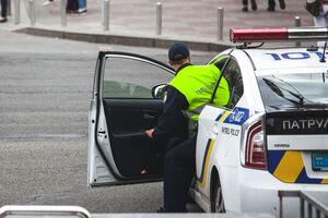 Сотрудники криминальной полиции задержали 27-летнего мужчину на месте совершения преступления