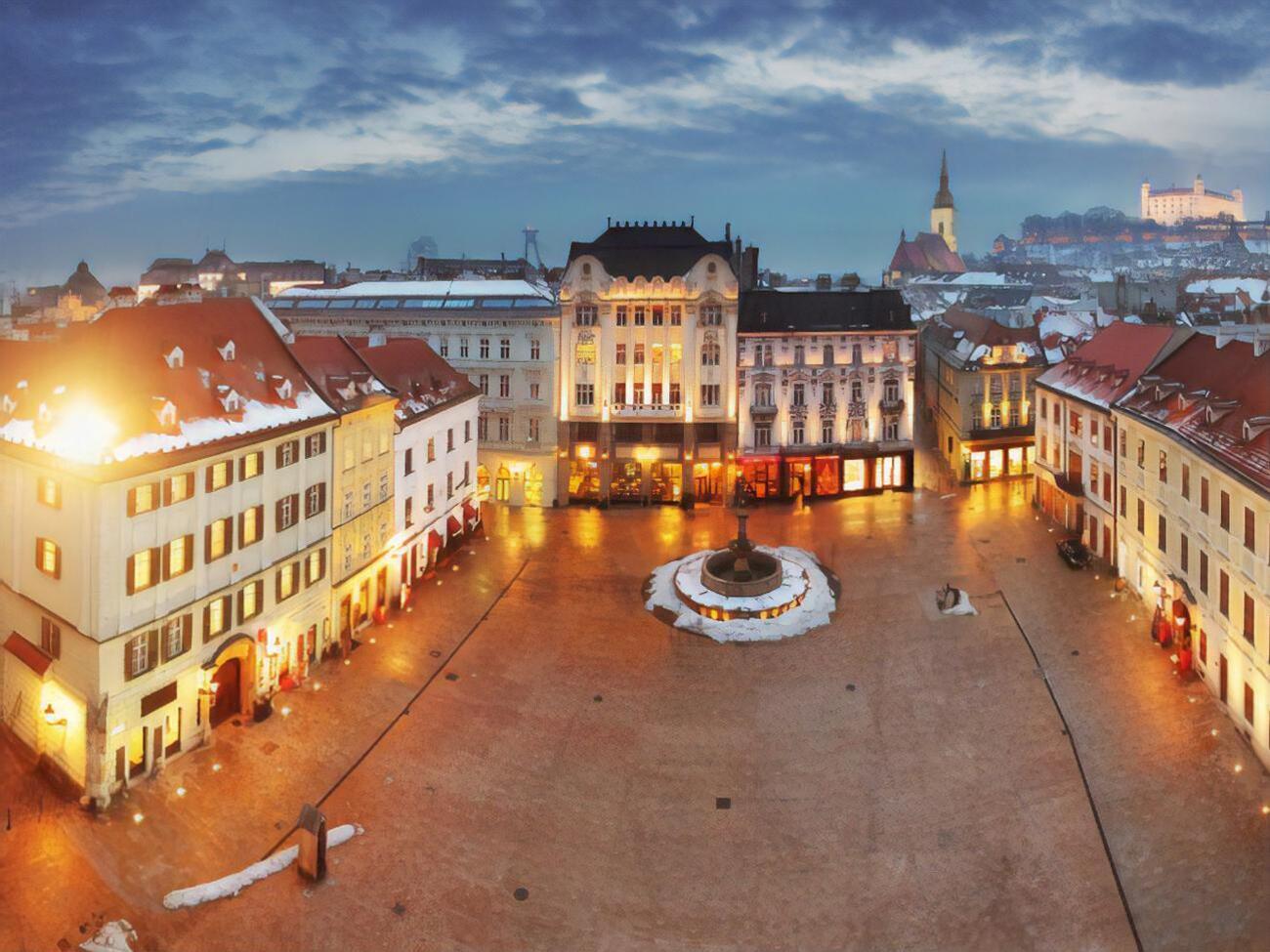 МЗС Росії пообіцяло дзеркальну відповідь на висилання своїх дипломатів із Братислави