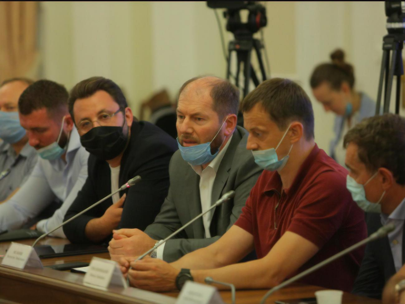 Мартинов (у центрі): Ми маємо велику проблему зі змінами, які вносили до ДБН