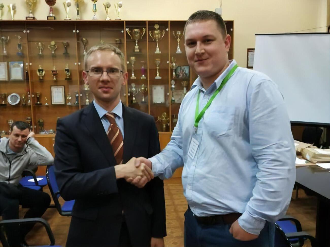 Журналиста отпустили из изолятора на улице Окрестина в Минске