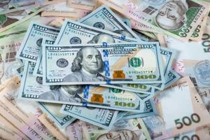 Ставка прибутковості валютних паперів зросла до 3,6% річних