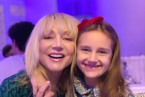 Восьмирічна донька Орбакайте заспівала