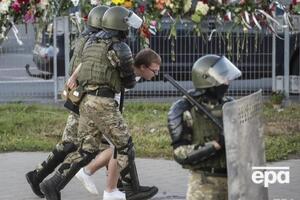 У Білорусі тривають протести на тлі суперечливих результатів президентських виборів