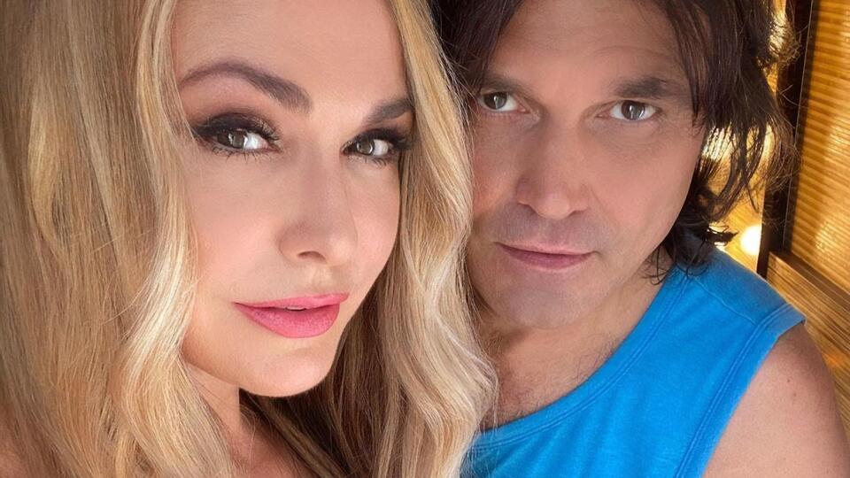 Сумская: Впервые в жизни побывали с Виталием Борисюком на розовом озере Сиваш