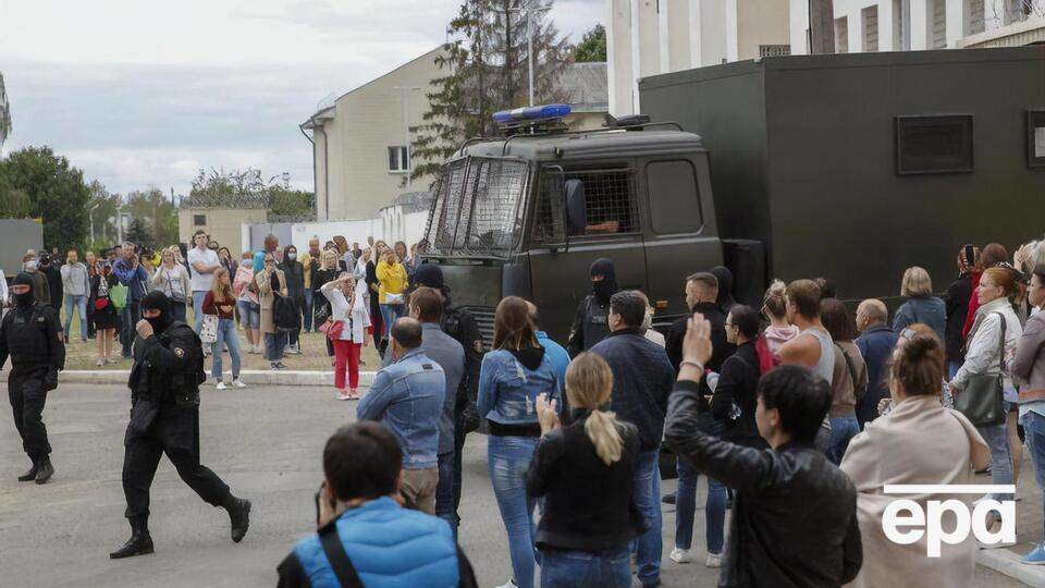 Працівників транспортних служб і комунікацій закликали стати на бік демонстрантів