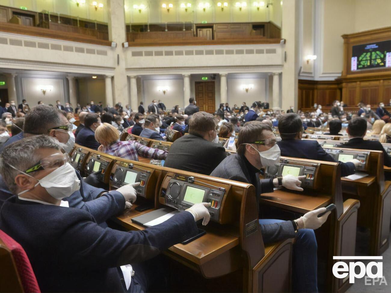 На минулих виборах у багатомандатному окрузі бар'єр змогло подолати п'ять політсил